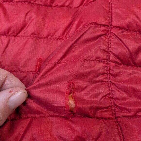 Men's Ultralight 850 Down Sweater, Colorblock - Picture 10 of 11